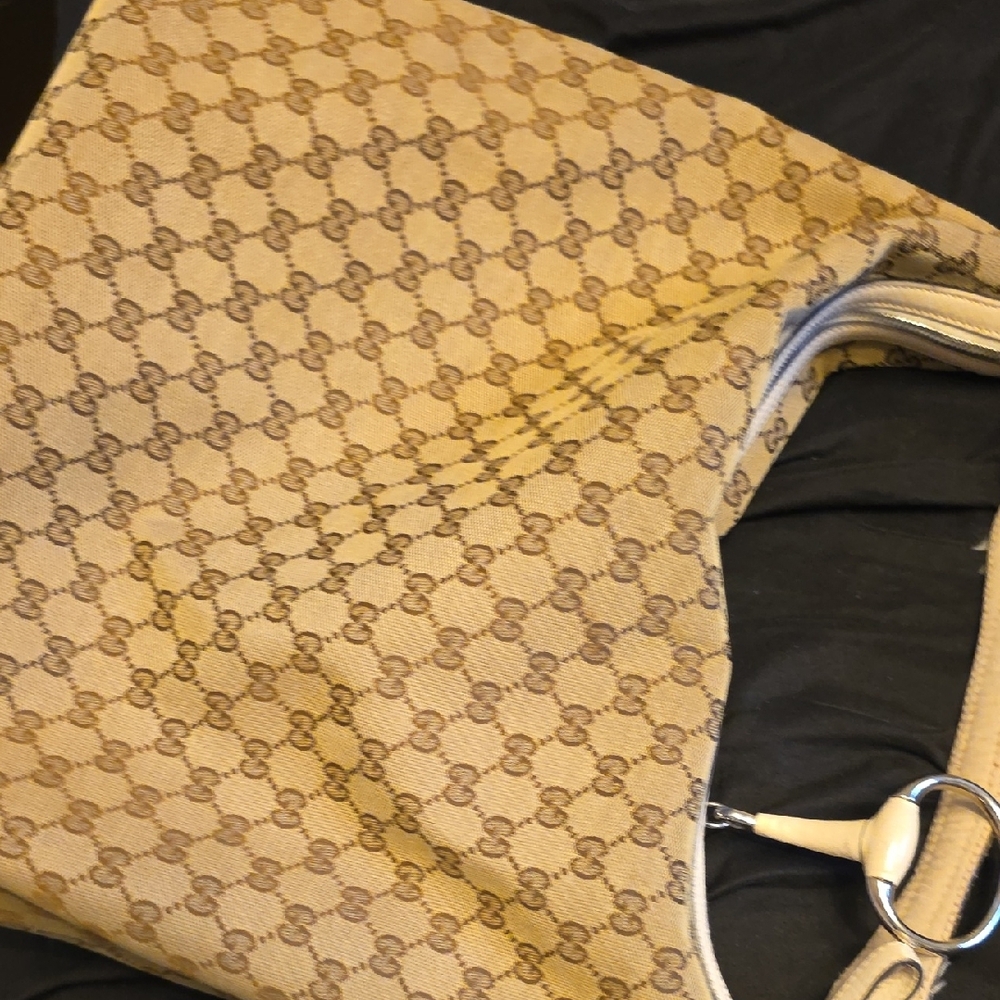 Gucci Beige and Brown Monogram Shoulder Bag - Picture 11 of 16